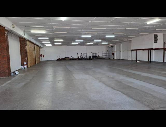 BUSINESS PROPERTY TO RENT IN RICHARDS BAY EXT 7